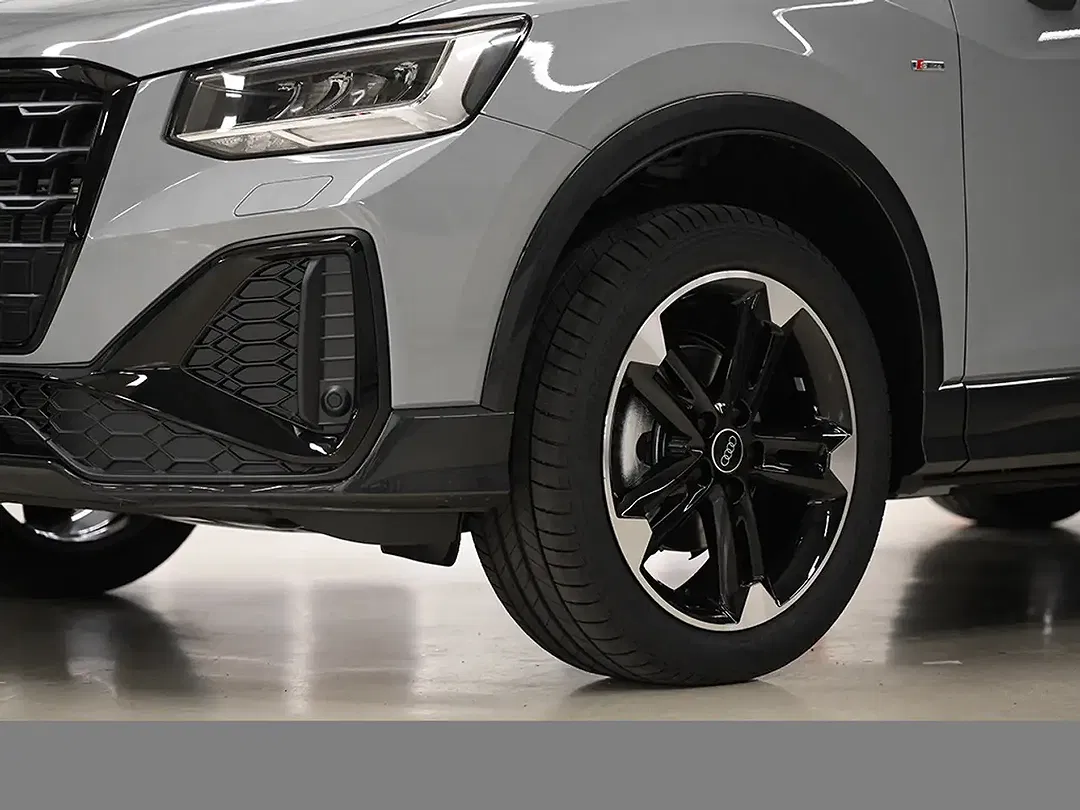 Audi Q2 - Thumbnail 5