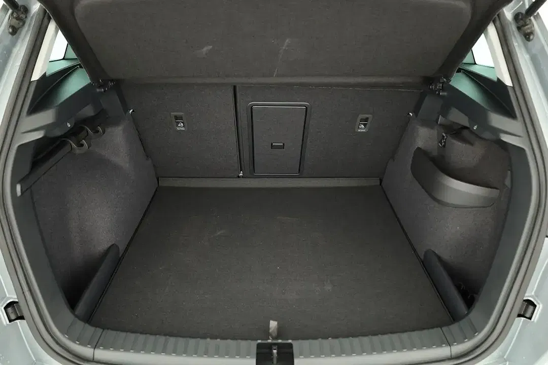 Skoda Karoq - Thumbnail 12
