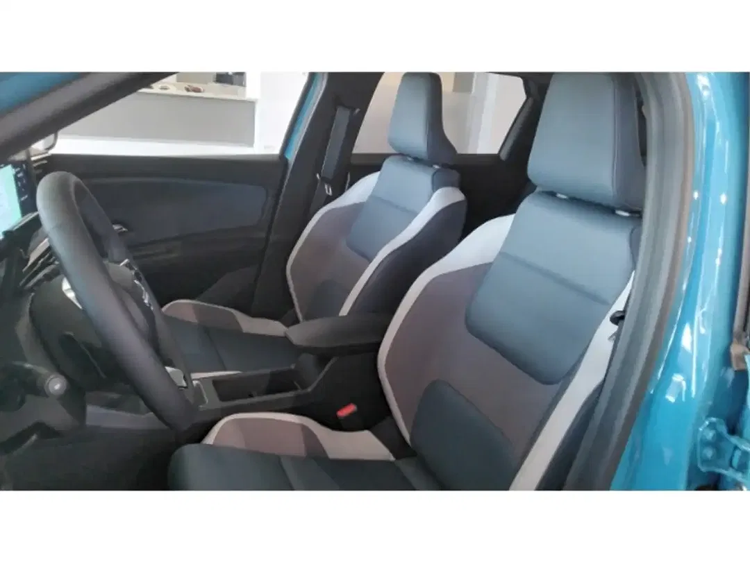 Nissan Micra - Thumbnail 14