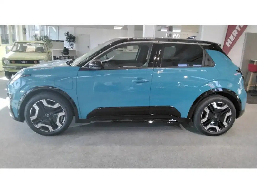Nissan Micra - Thumbnail 4