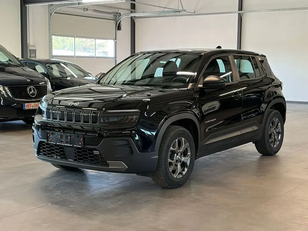 Jeep Avenger - Thumbnail 3