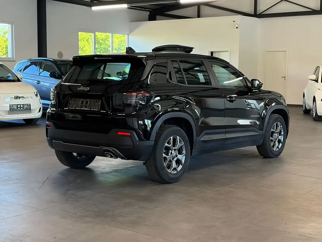 Jeep Avenger - Thumbnail 5