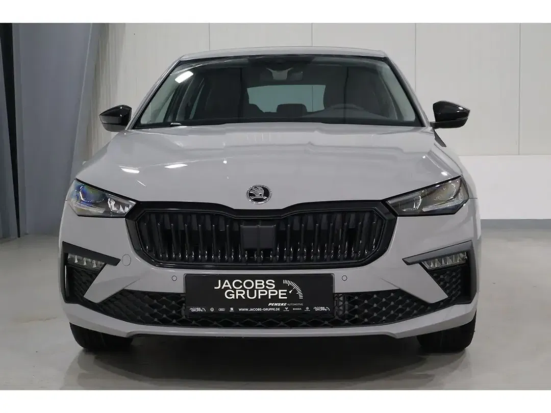 Skoda Scala - Thumbnail 2