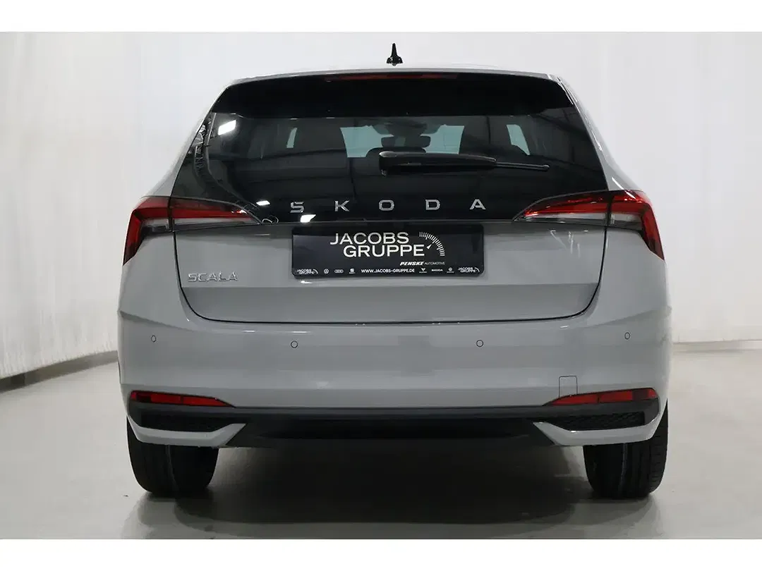 Skoda Scala - Thumbnail 4