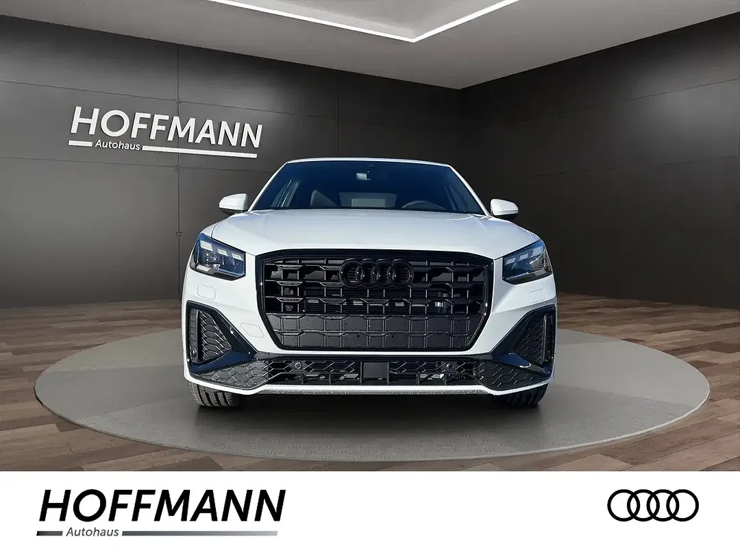 Audi Q2 - Thumbnail 3