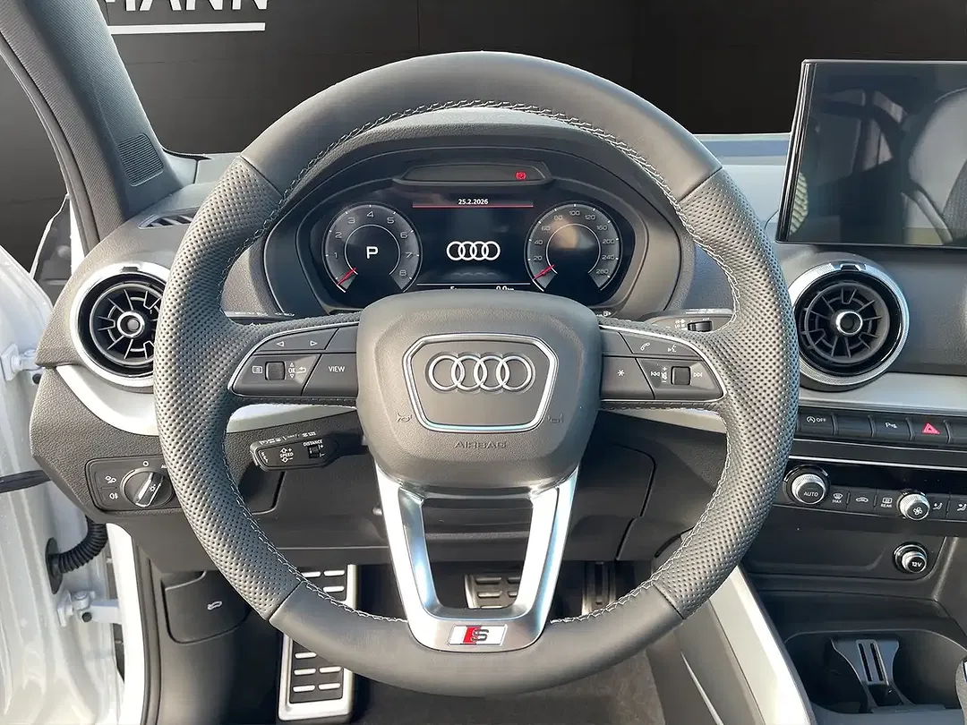 Audi Q2 - Thumbnail 9