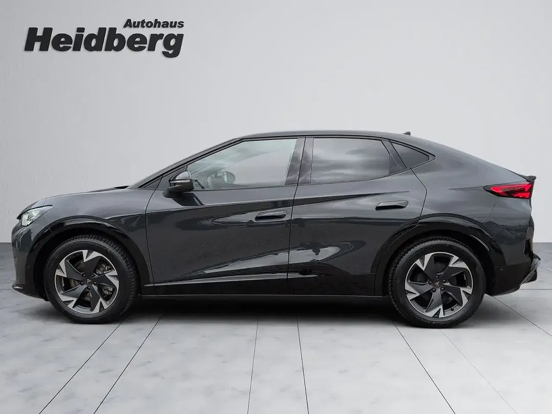 CUPRA Tavascan - Thumbnail 5
