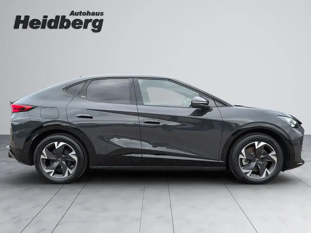 CUPRA Tavascan - Thumbnail 8