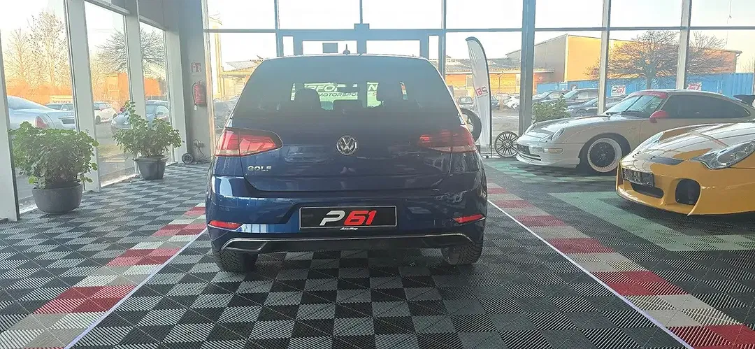 Volkswagen Golf - Thumbnail 5