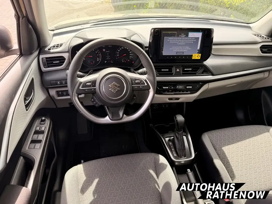 Suzuki Swift - Thumbnail 11