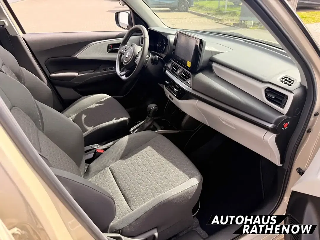 Suzuki Swift - Thumbnail 4