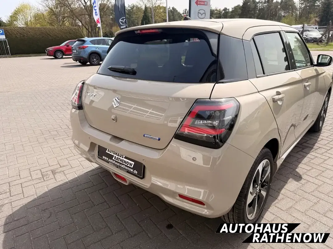 Suzuki Swift - Thumbnail 7