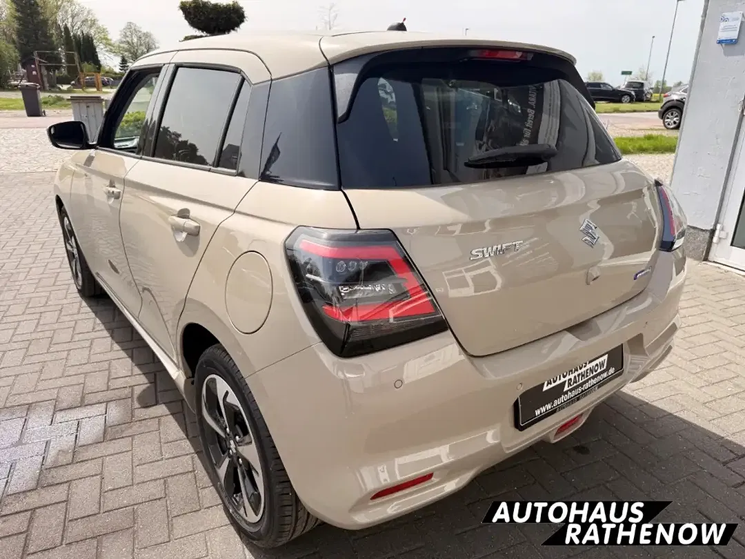 Suzuki Swift - Thumbnail 9