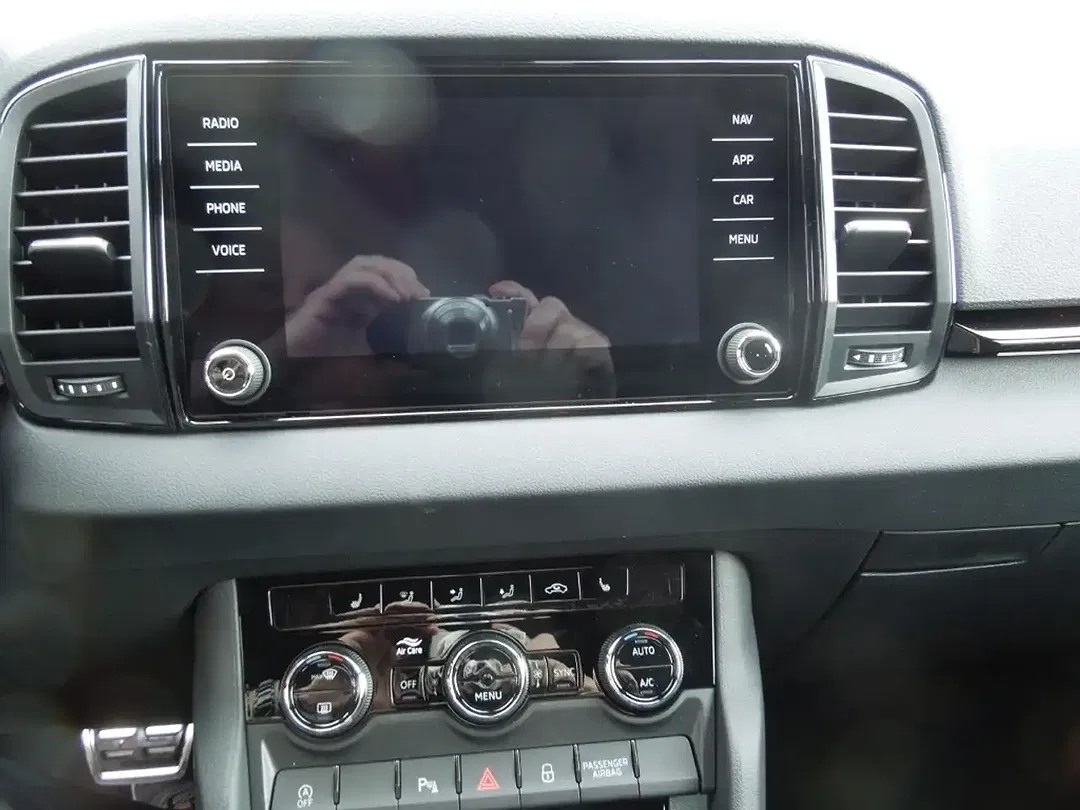Skoda Karoq - Thumbnail 7