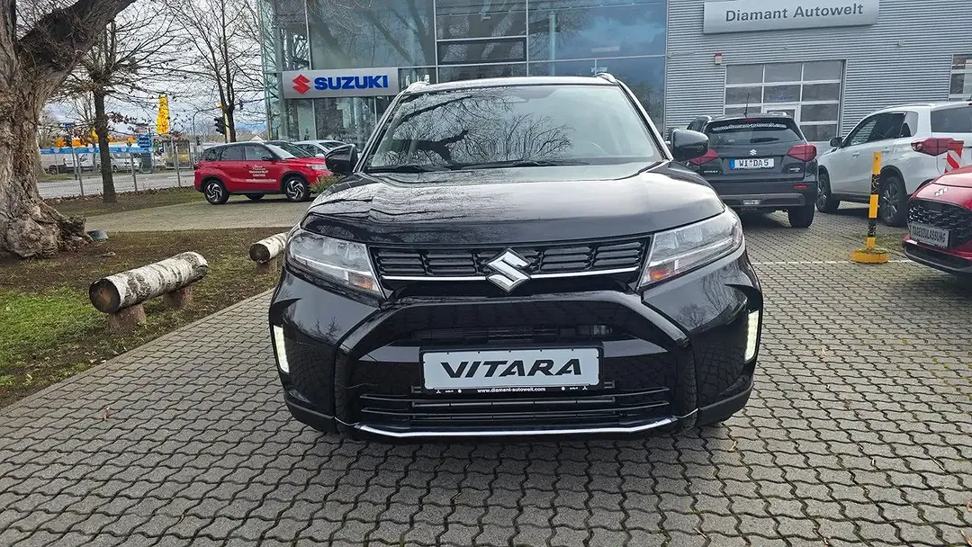 Suzuki Vitara - Thumbnail 3