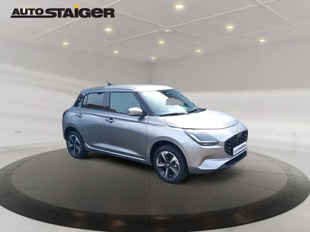 Suzuki Swift - Thumbnail 3