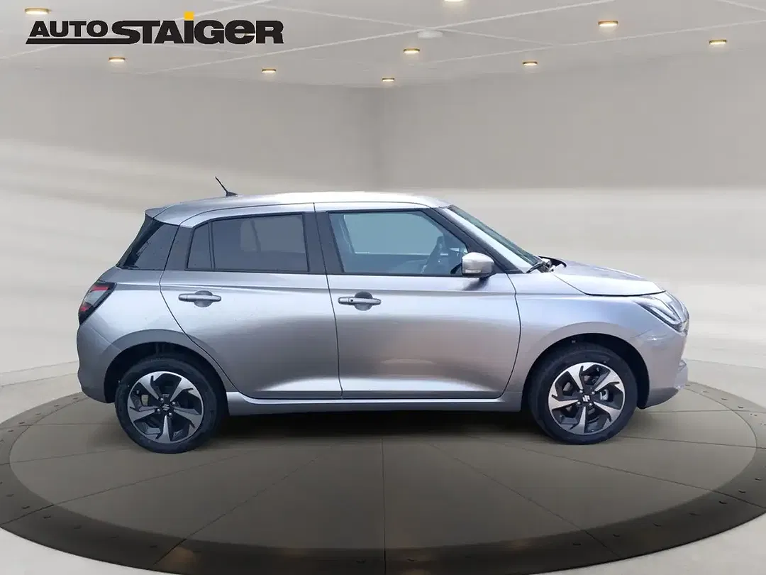 Suzuki Swift - Thumbnail 4