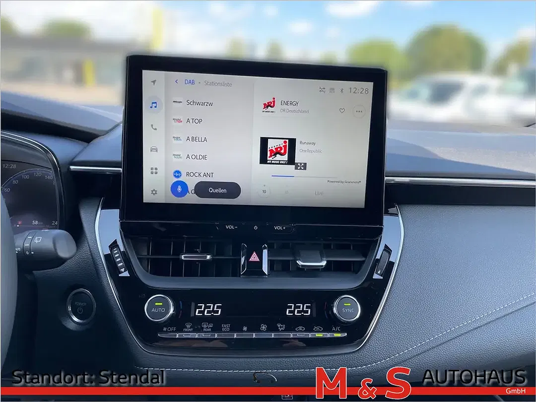 Toyota Corolla - Thumbnail 15
