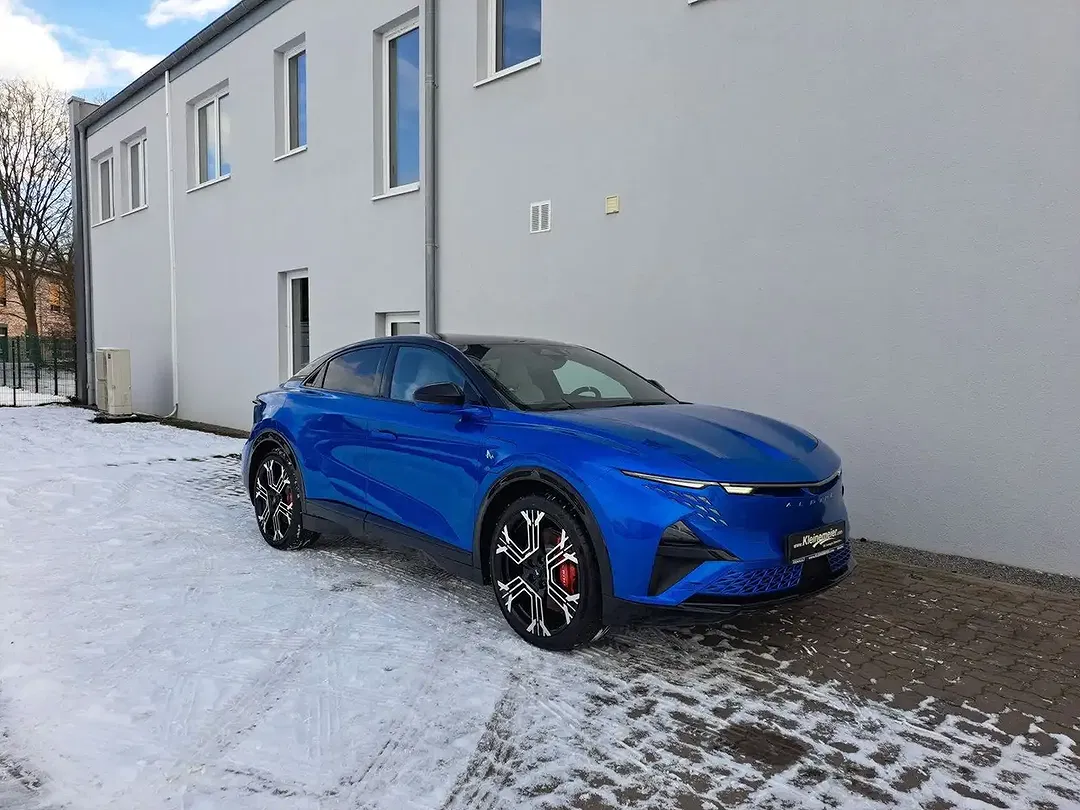 Alpine A390 - Thumbnail 2