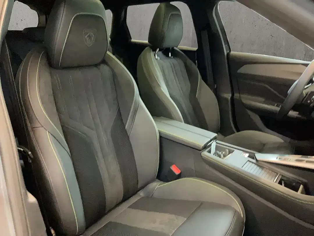Peugeot 308 - Thumbnail 11