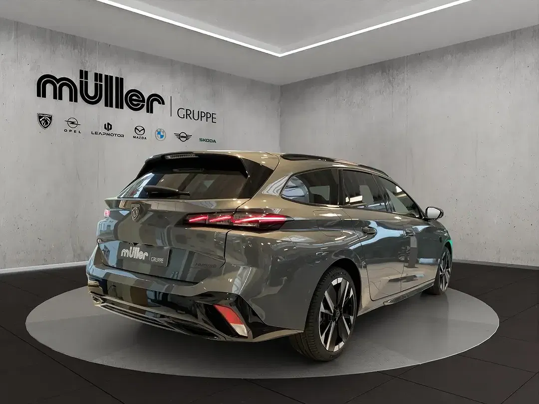 Peugeot 308 - Thumbnail 2