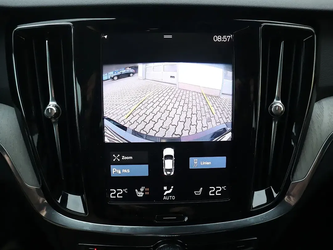Volvo S60 - Thumbnail 8