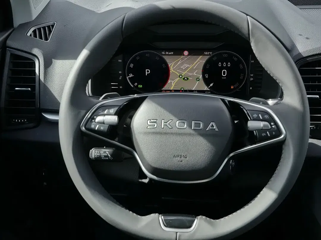 Skoda Karoq - Thumbnail 8