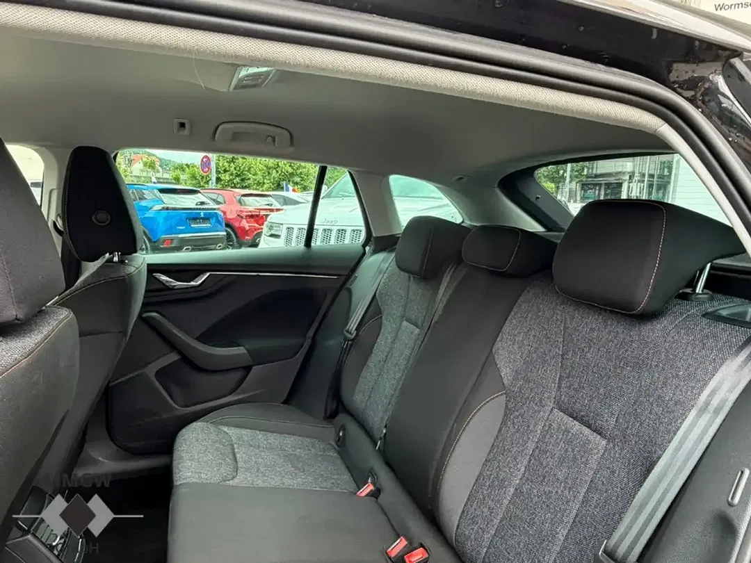 Skoda Scala - Thumbnail 10