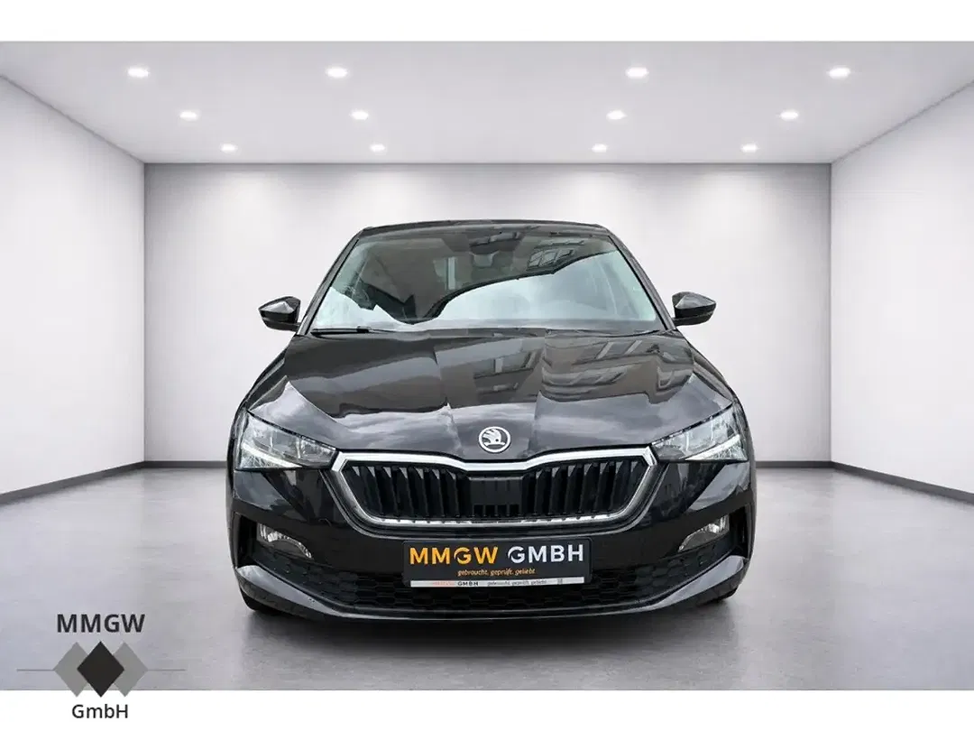 Skoda Scala - Thumbnail 2
