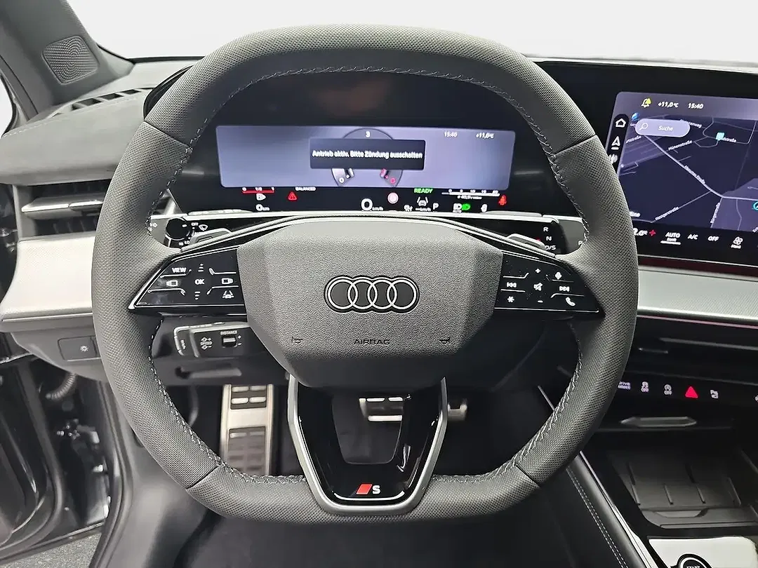 Audi Q3 - Thumbnail 13