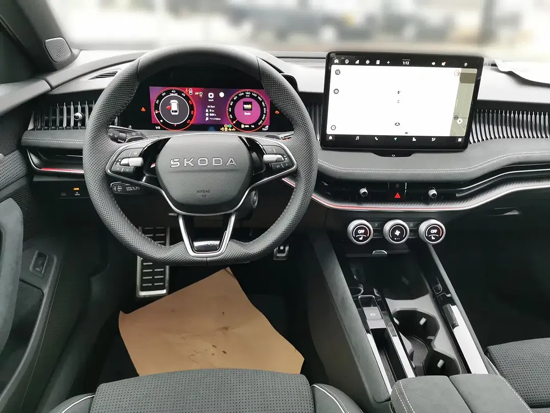 Skoda Superb - Thumbnail 10