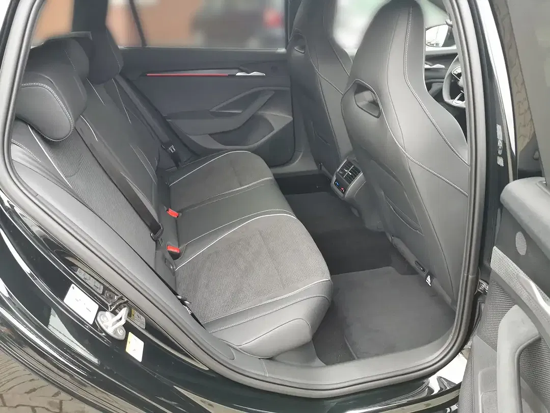 Skoda Superb - Thumbnail 12