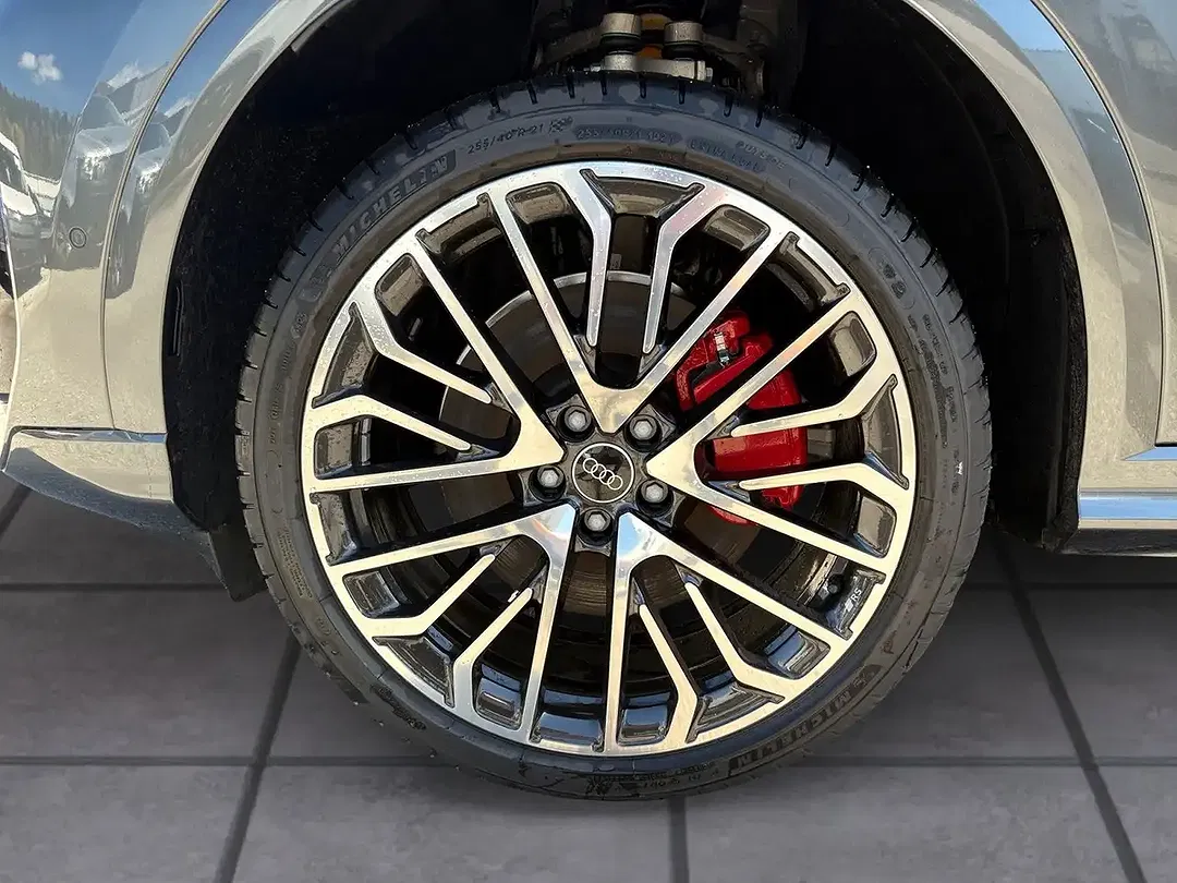 Audi Q5 - Thumbnail 5