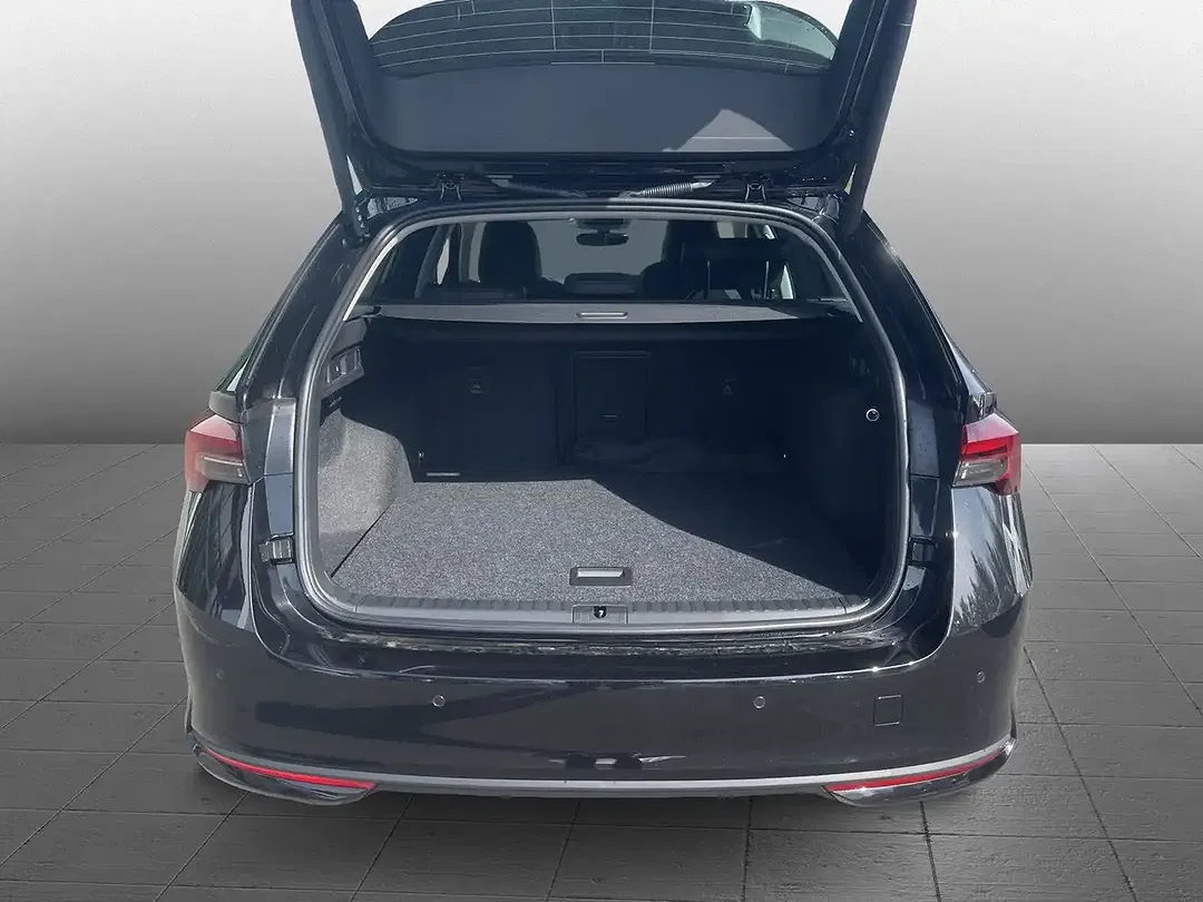Skoda Octavia - Thumbnail 3