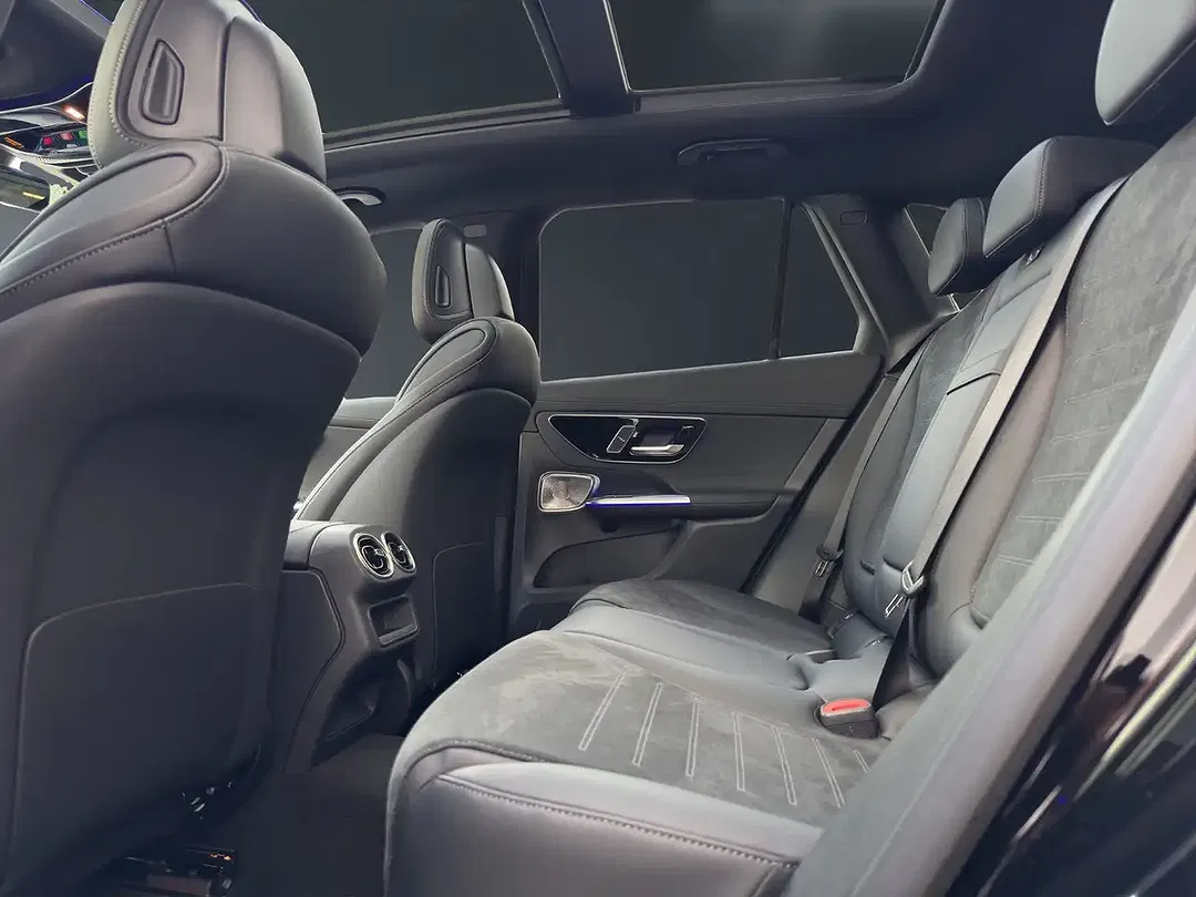 Mercedes-Benz GLC 300 - Thumbnail 22
