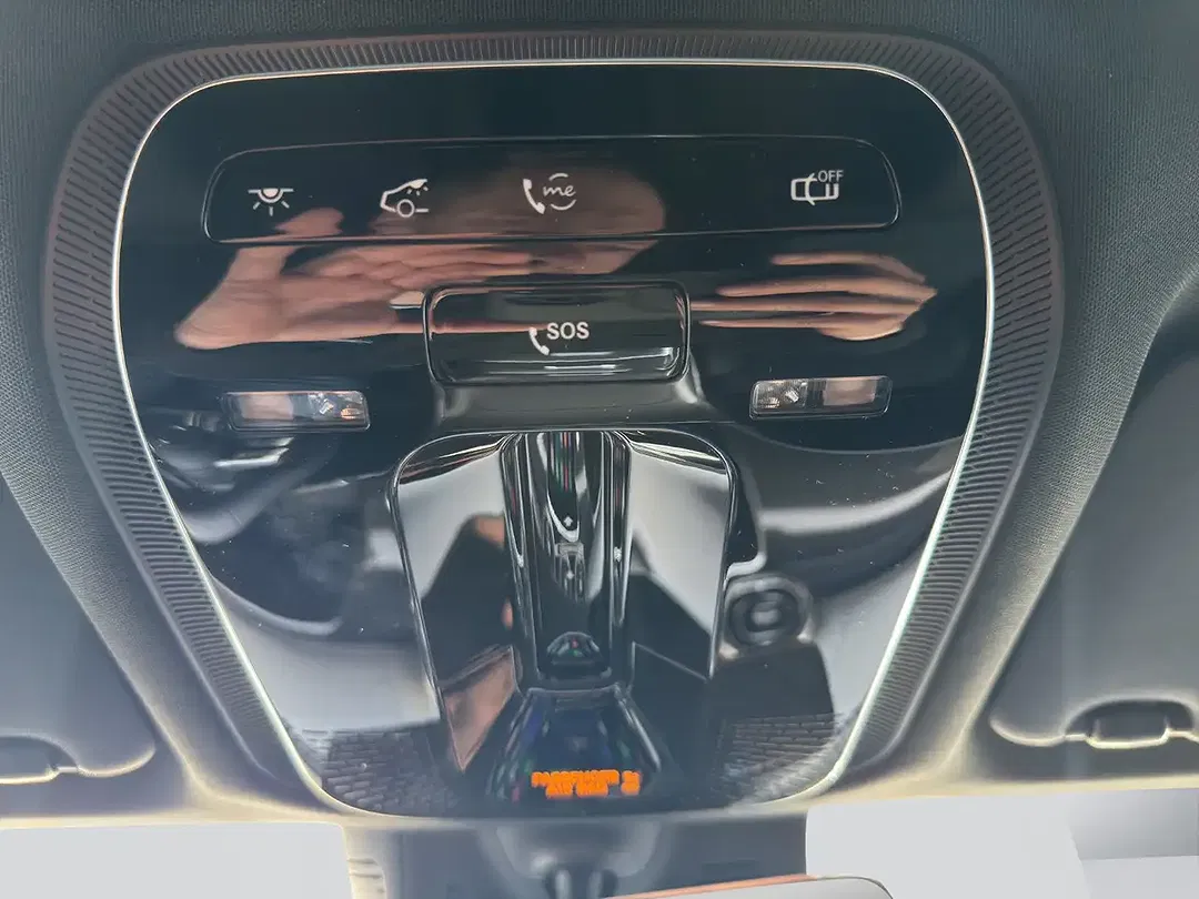 Mercedes-Benz GLC 300 - Thumbnail 26
