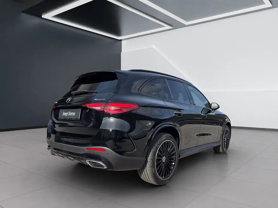 Mercedes-Benz GLC 300 - Thumbnail 7