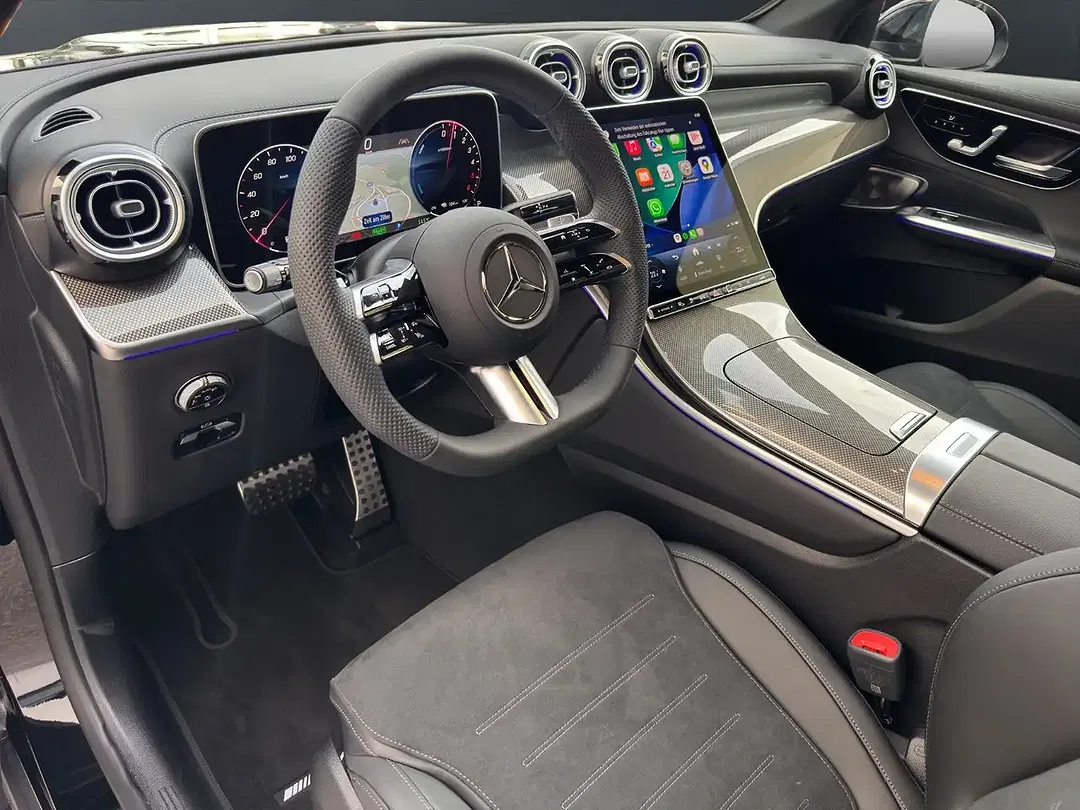Mercedes-Benz GLC 300 - Thumbnail 8