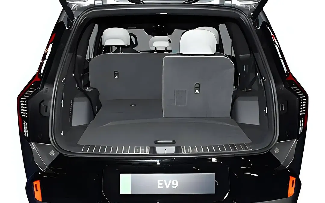 Kia EV9 - Thumbnail 12