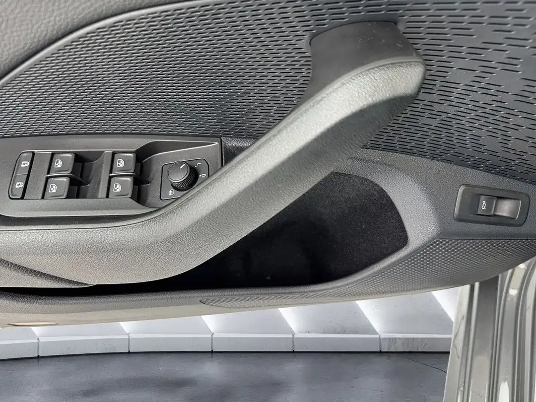 Skoda Octavia - Thumbnail 11