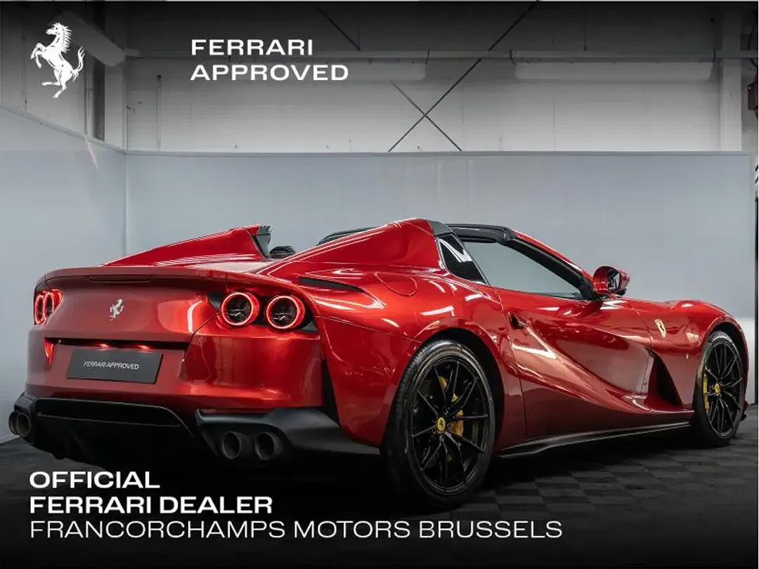 Ferrari 812 - Thumbnail 3