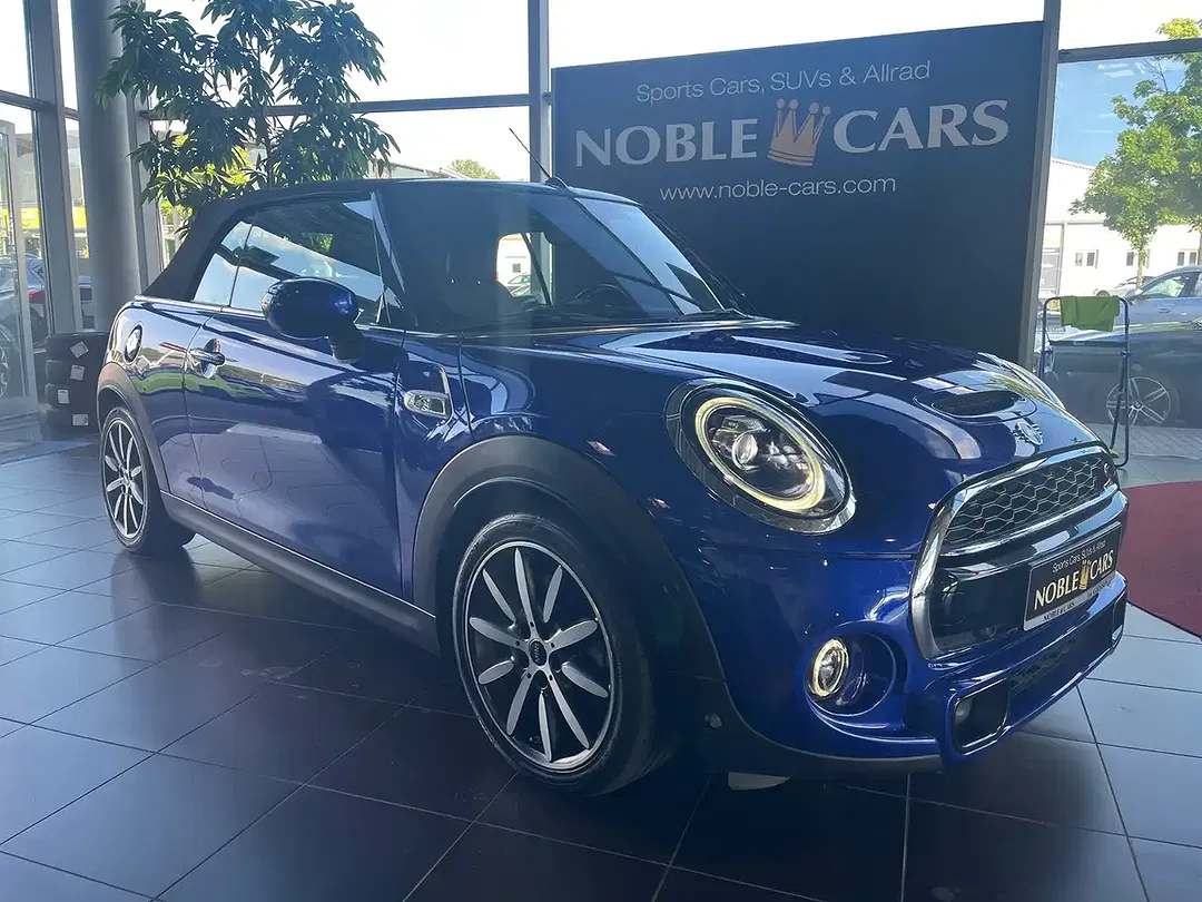 MINI Cooper S - Thumbnail 2