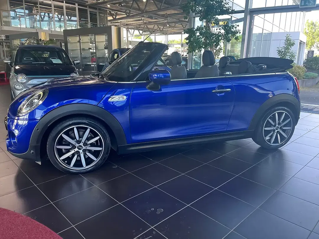 MINI Cooper S - Thumbnail 5