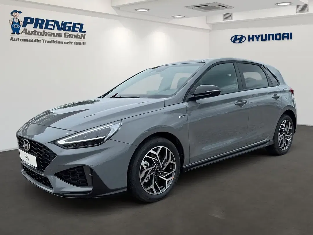 Hyundai i30 - Thumbnail 1
