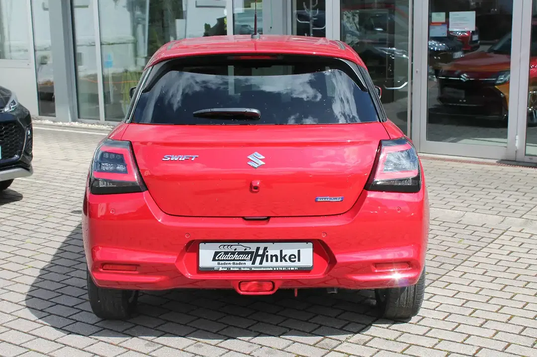 Suzuki Swift - Thumbnail 4