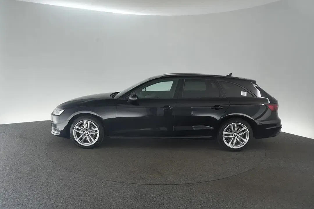 Audi A4 - Thumbnail 5