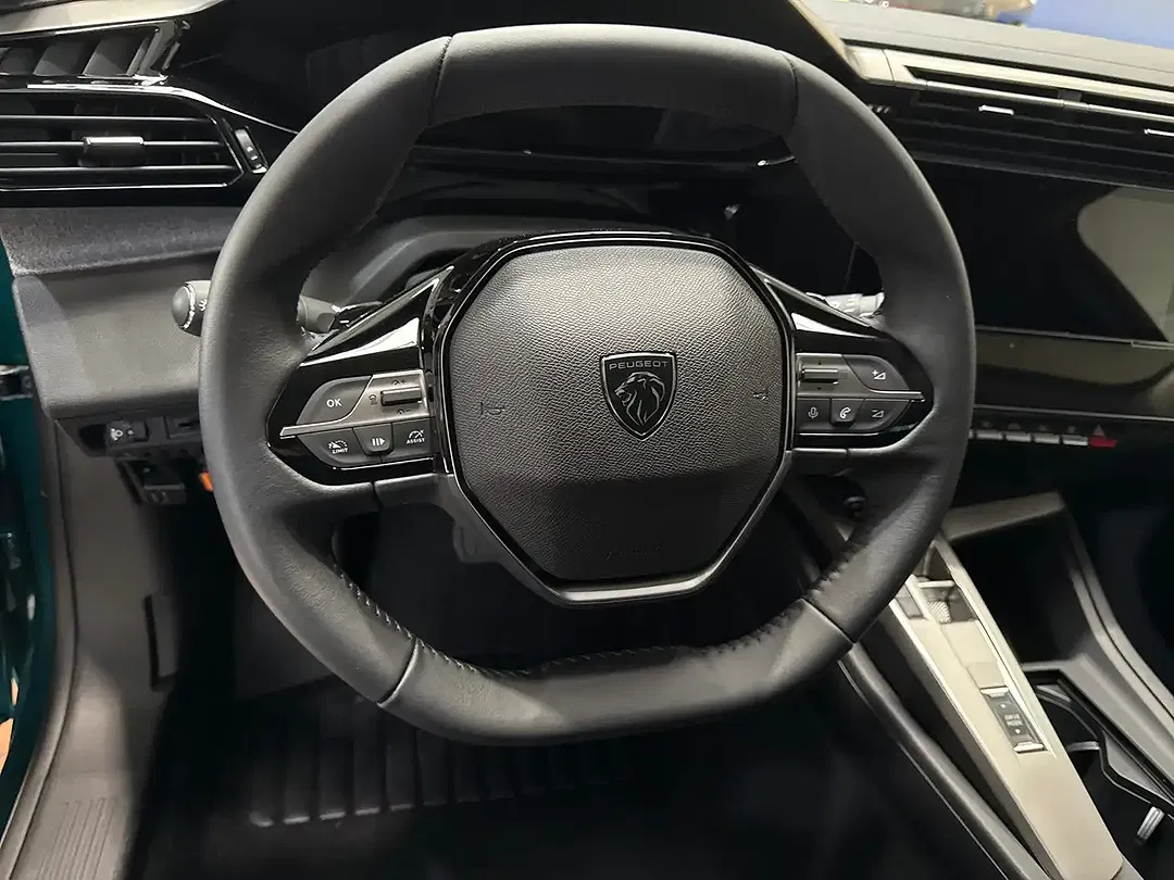 Peugeot 308 - Thumbnail 7