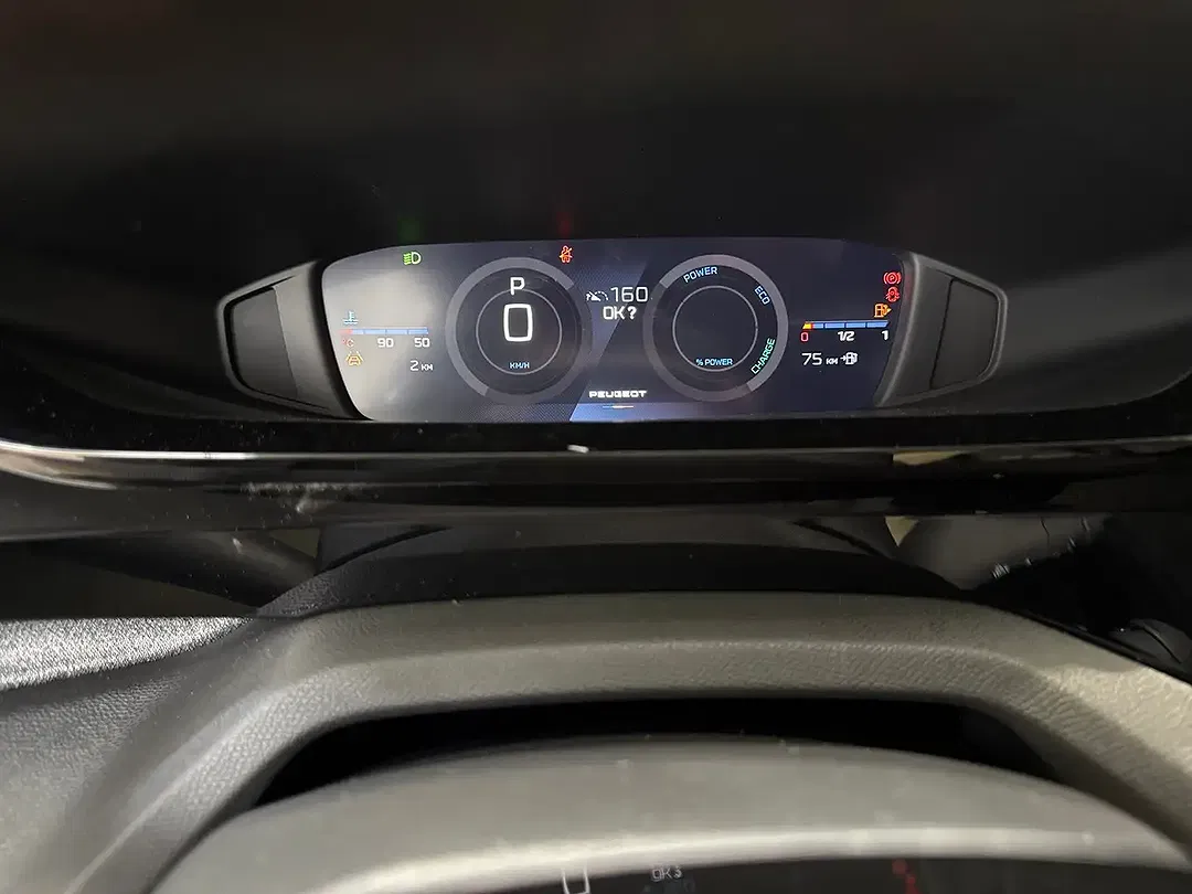 Peugeot 308 - Thumbnail 8