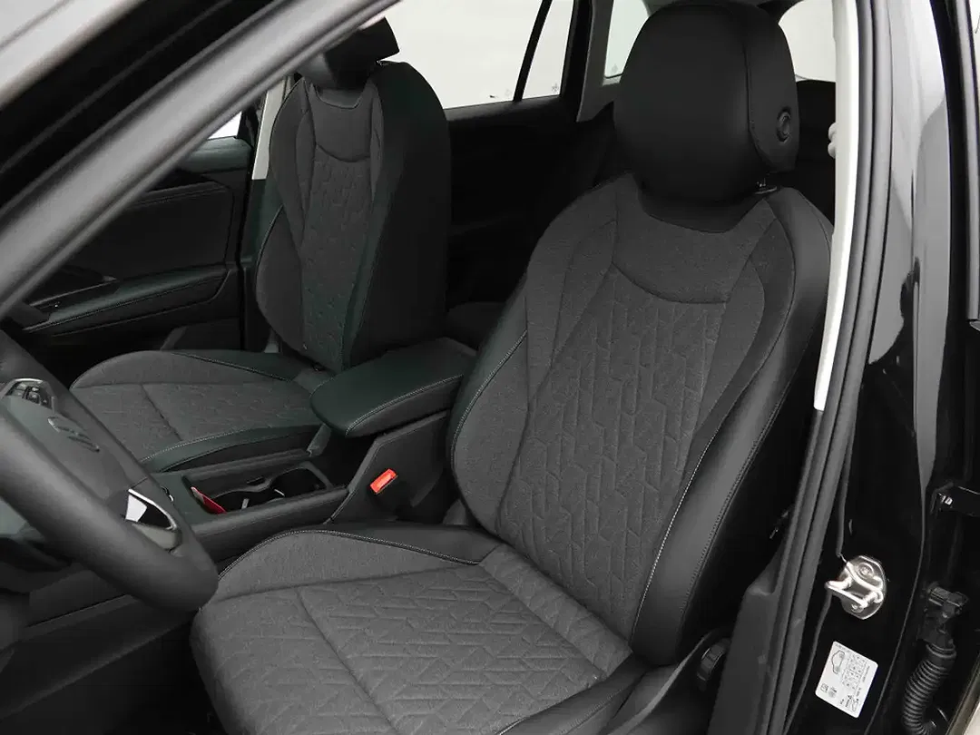 Volkswagen Tiguan - Thumbnail 8