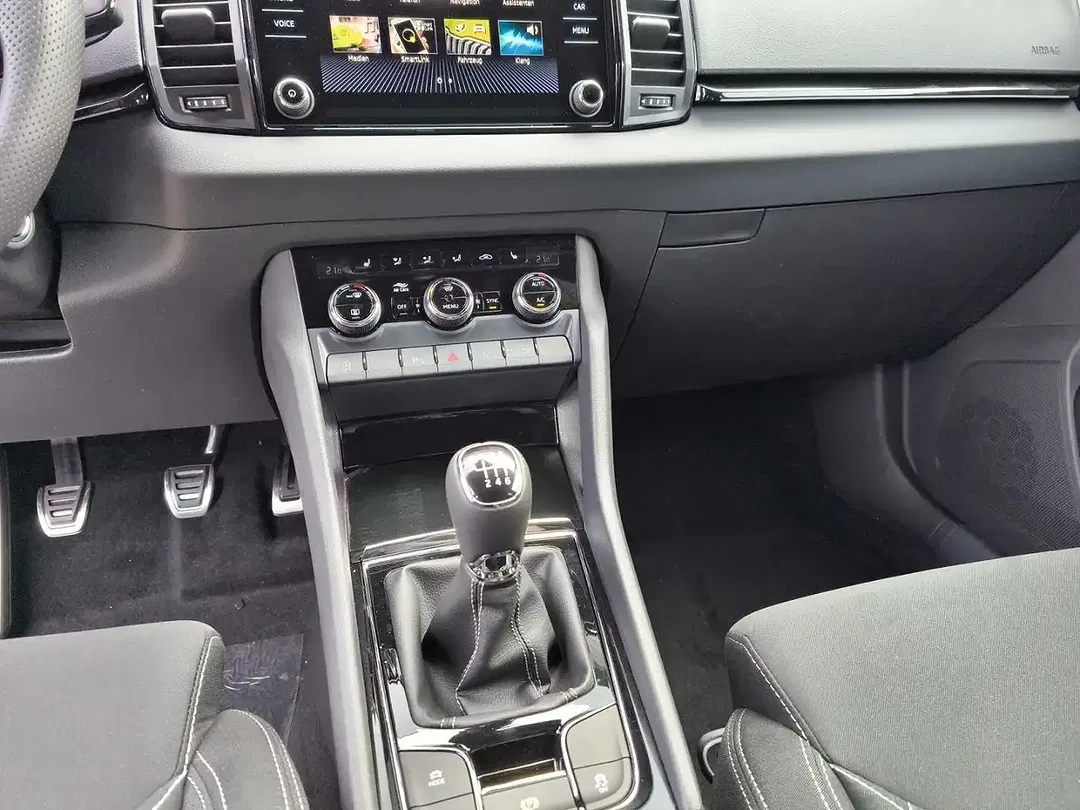 Skoda Karoq - Thumbnail 11